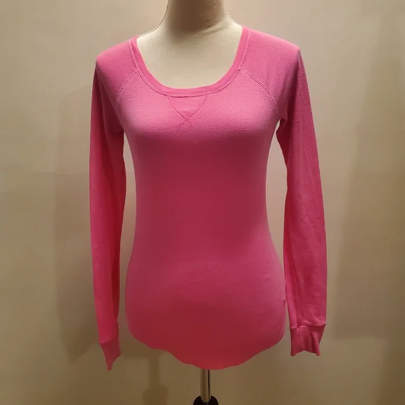 Pink Victorias Secret top - Picture 2 of 5